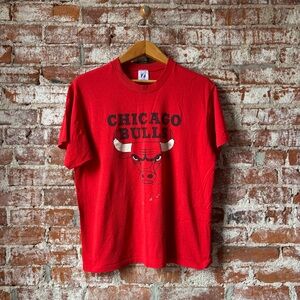 Vintage Chicago bulls tee